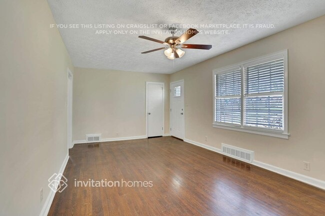 1692 Valencia Rd