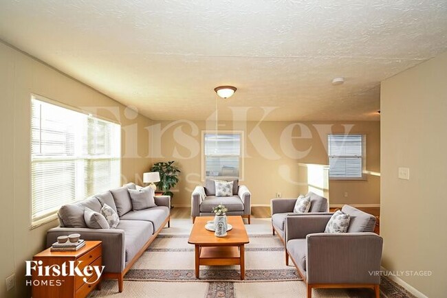 Photo - 4601 N Richardt Ave