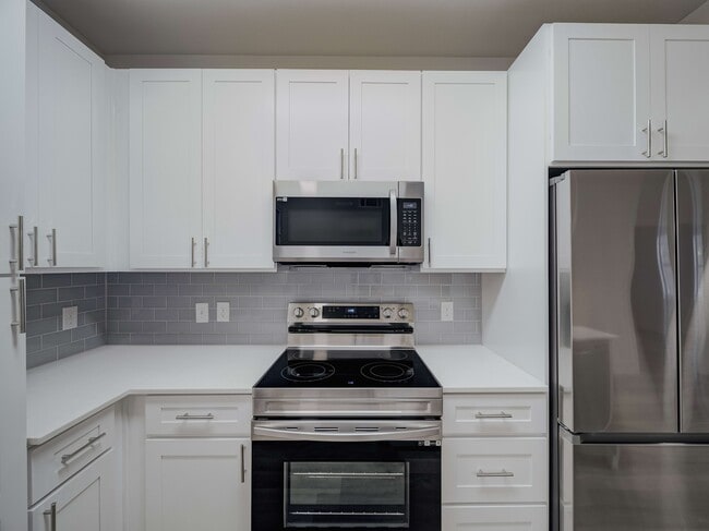 Photo - Cortland Addison Circle