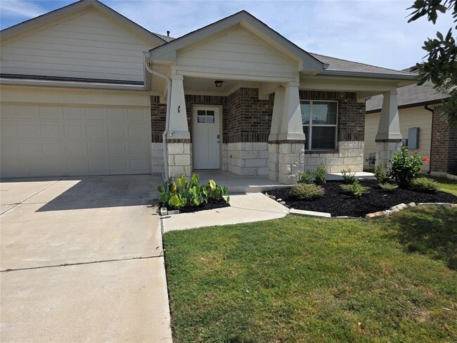 Photo - 114 Groves Ln