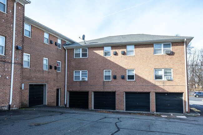 Photo - Highland Green Apartments