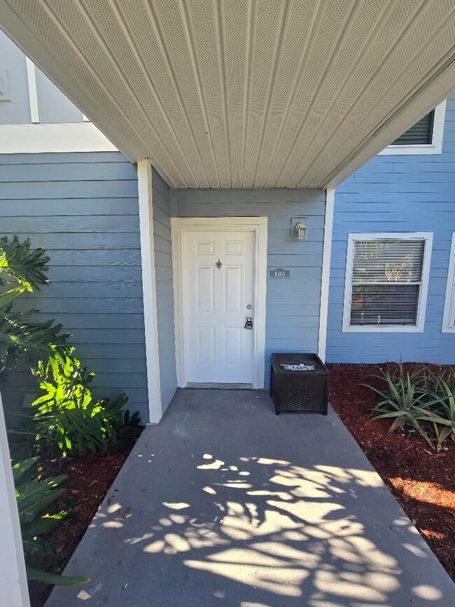 Building Photo - 715 Sugar Bay Way Unit #105