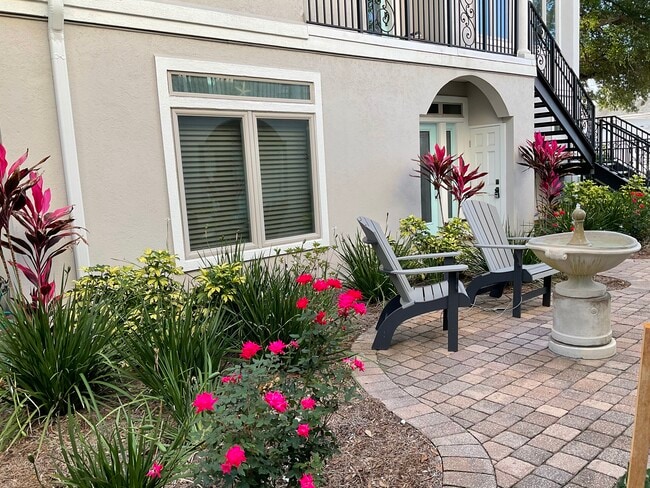 Photo - 335 Ahern St Unit 335