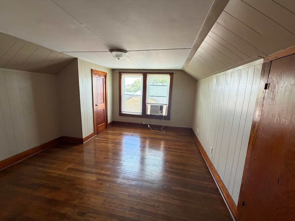 Photo - Downtown Cozy Apartment! Unit 4