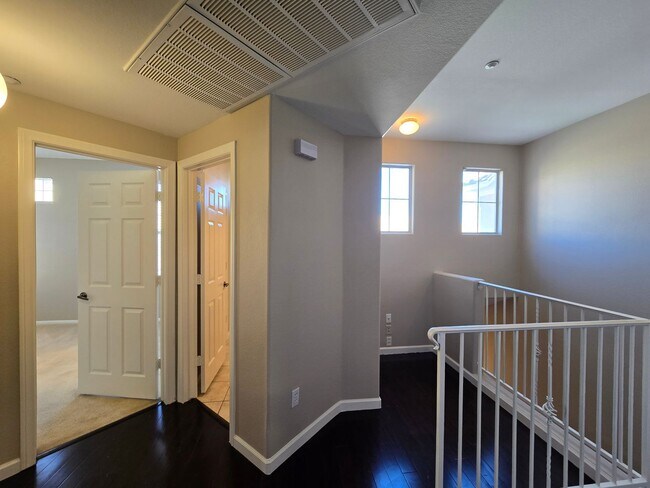 Photo - Awesome 2 bedroom 2 bath unit!