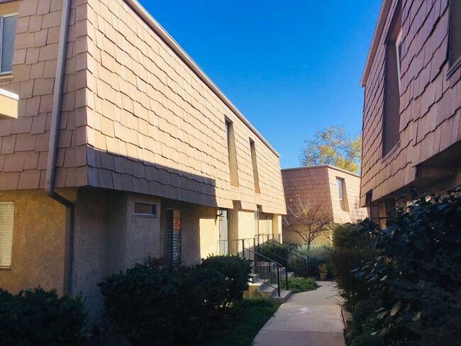 View Liberty Canyon Condo, Agoura Hills - View Liberty Canyon Condo, Agoura Hills