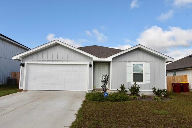 Photo - 334 Flounder St