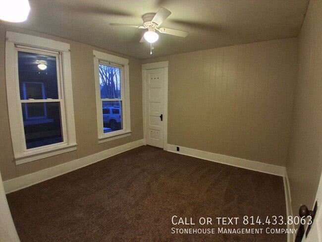 Photo - 622 E 6th St