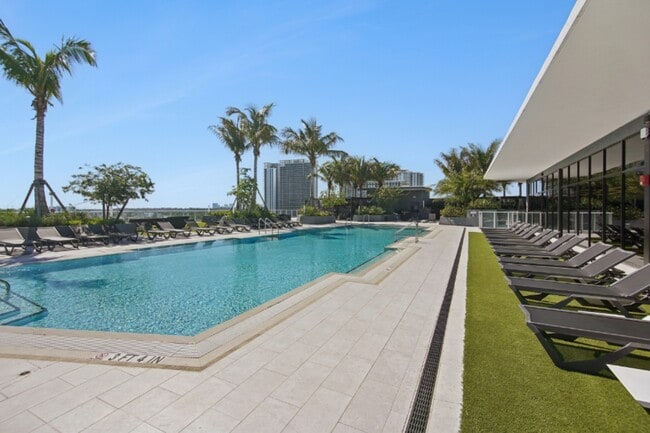 Photo - Aura North Miami Beach