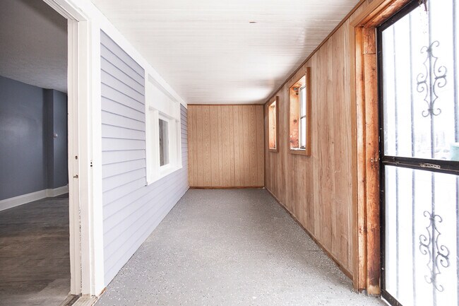 Photo - 10315 Gay Ave