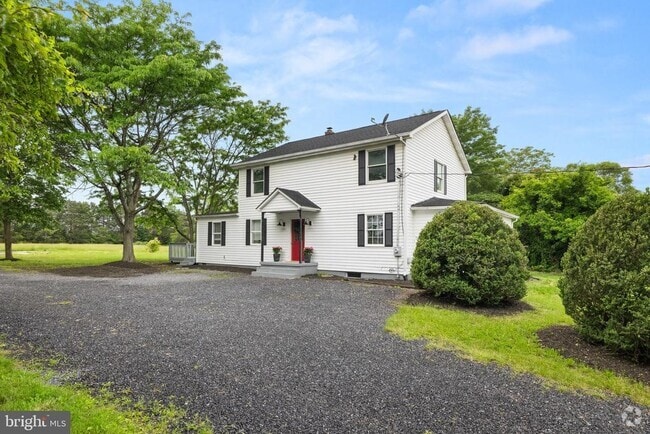 Building Photo - 1164 Fairfax Pike Rental