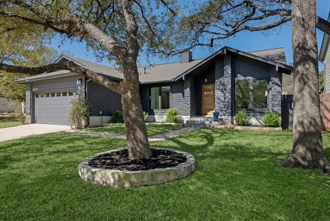 Photo - 13686 Research Blvd