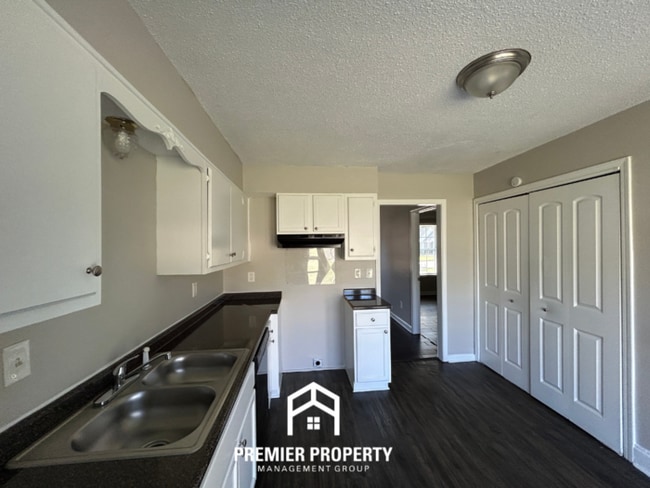 Photo - 3720 Pembrook Cove