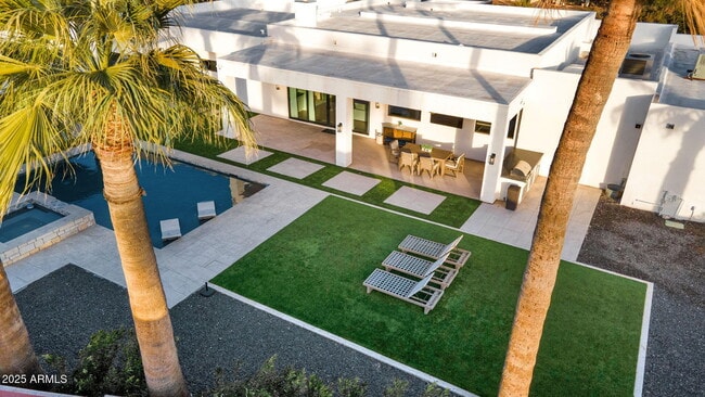 Photo - 11842 N Miller Rd