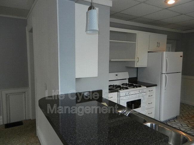 Photo - 18 Indiana Ave SW