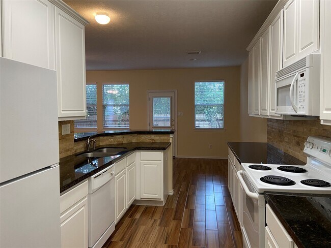 Photo - 75 Summer Haze Cir