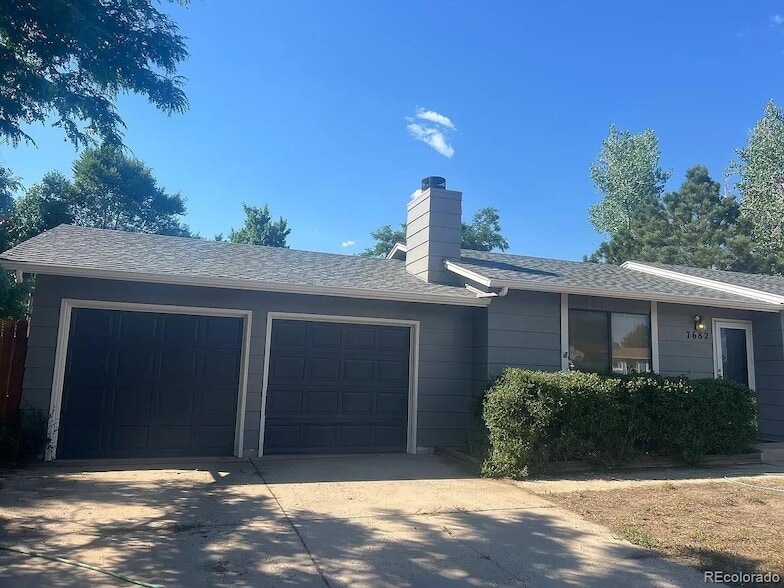 Photo - 7682 Vallhalla Dr