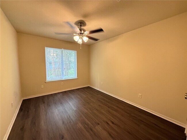 Photo - 851 W Piedmont Pl Unit 2