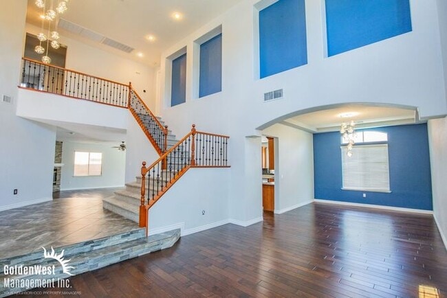 Photo - Stylish 5Bdm 4.5Ba Home in Las Vegas.