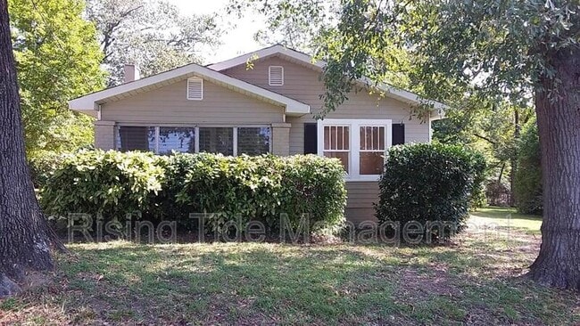 Photo - 123 Vines Ave