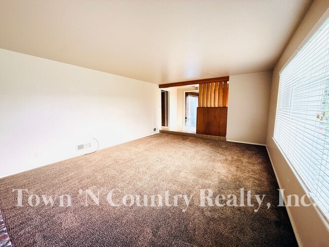 Photo - 3 Bedroom South Salinas Home!