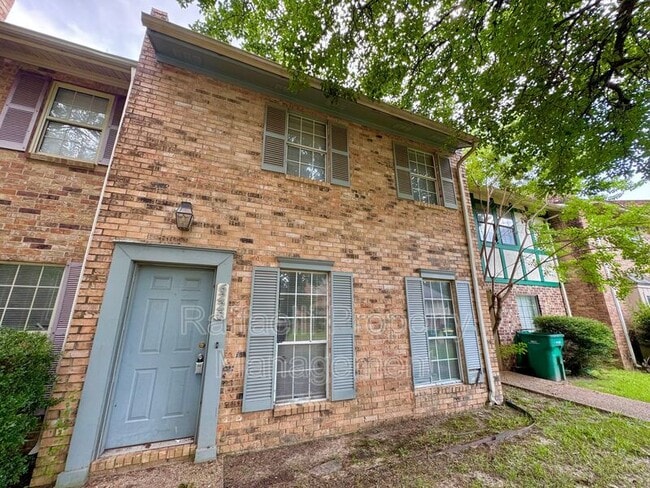 Building Photo - 6220 Gould Pl
