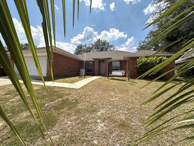 4 Bedroom Conveniently Located in South Cr... - 4 Bedroom Conveniently Located in South Cr... House