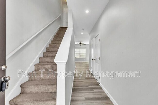 Photo - 213 Cromer St