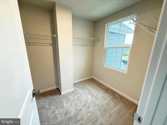 Photo - 622 Laurelwood Cir