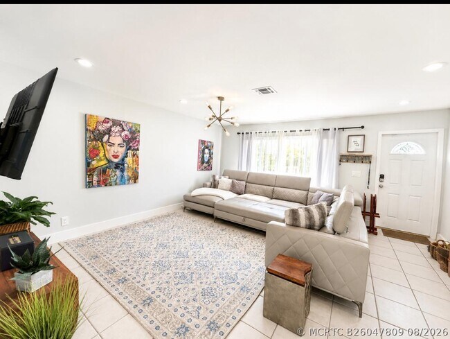 Photo - 3026 Dunlin Rd