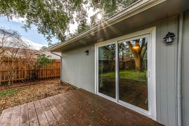Photo - 7810 Locke Ln