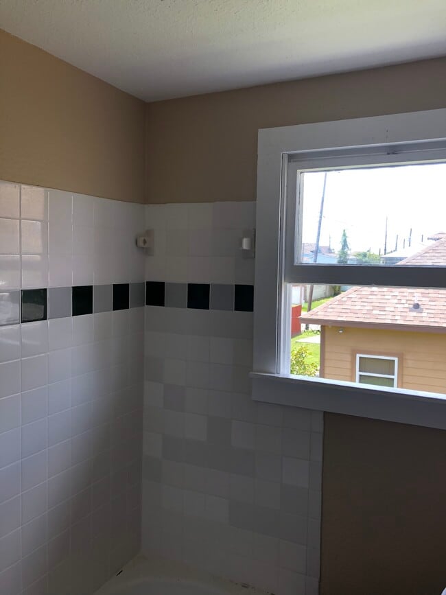 Photo - 2919 Avenue R