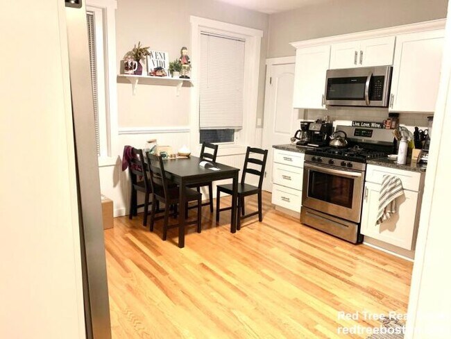 Photo - 2 bedroom in Boston MA 02128