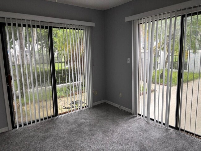 Photo - 352 Prestwick Cir