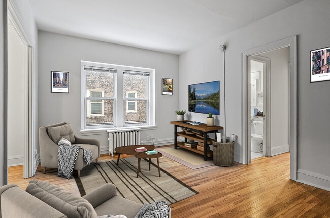 Photo - 2216 Harriet Ave Apartments | Origen Living