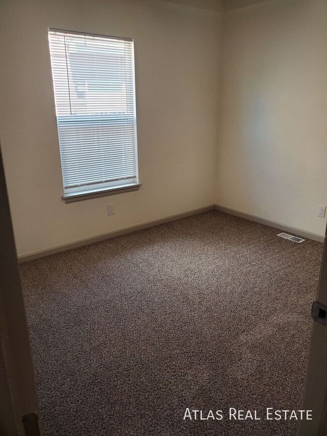 Photo - 1679 Ensenada Way