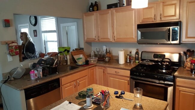 Photo - 2512 Mapleton Ave