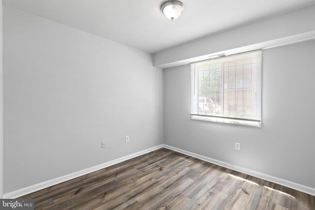Photo - 225 43rd Rd NE Condo