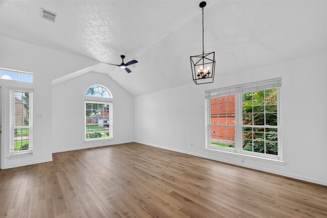 Photo - 7403 Oak Walk Dr