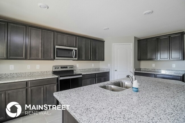 Photo - 127 Tulip Ln