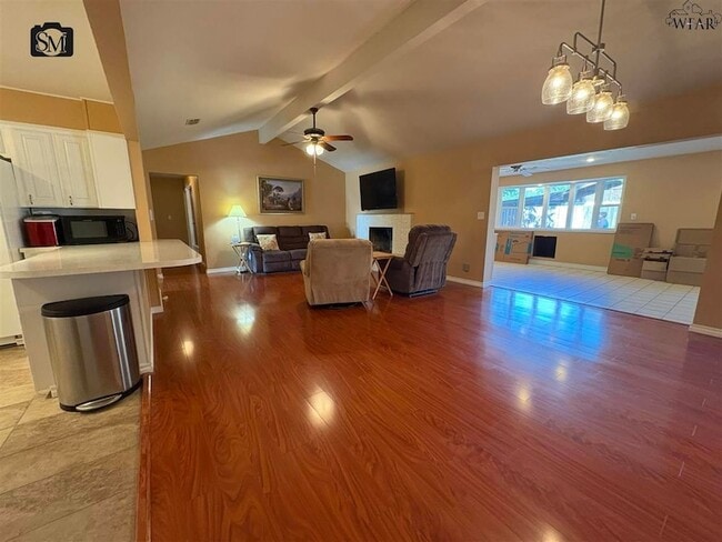 Photo - 1007 Arthur St