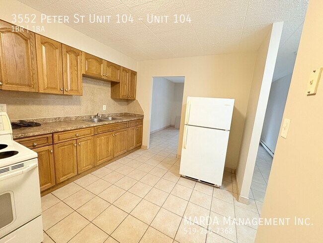 Photo - COZY 1 BED/1 BATH MAIN FLOOR APT - WEST END - ALL INCLUSIVE!!! Unit 104