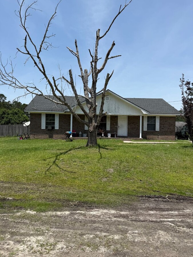 FOR RENT - FOR RENT House