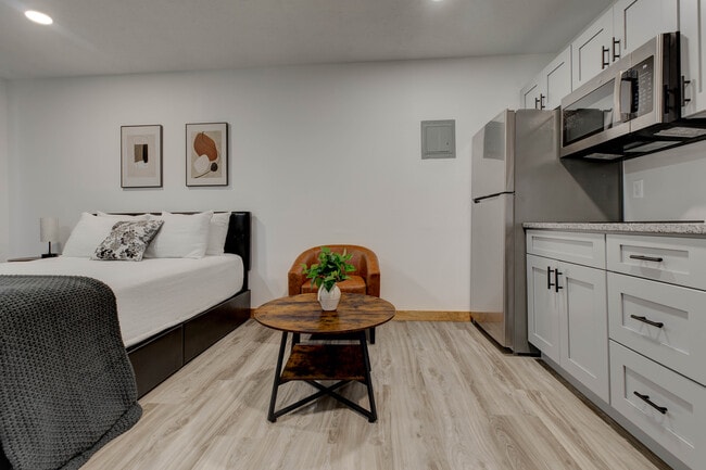 Sunrise Suites