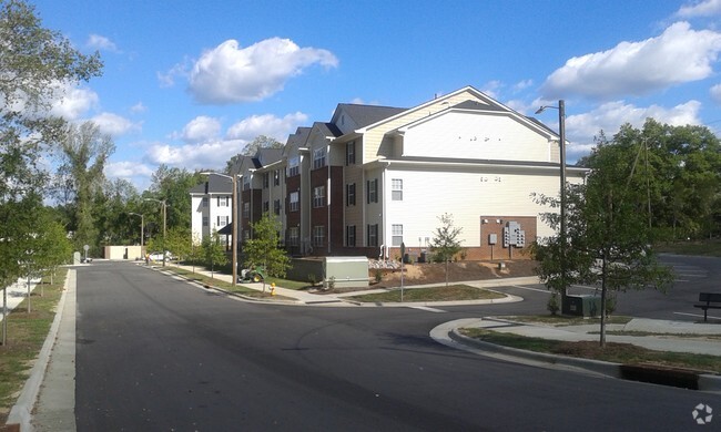 Building Photo - Sycamore Run Rental