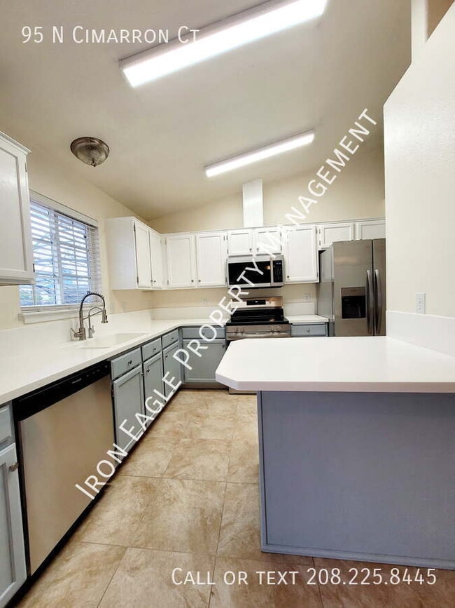 Photo - 95 N Cimarron Ct