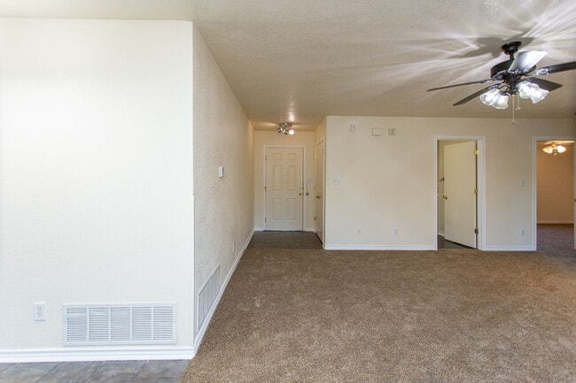 Photo - Spacious 2 Bedroom Home!