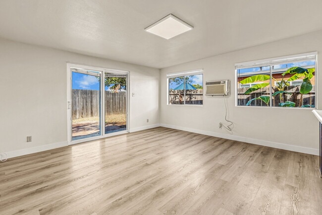 Photo - 10420 Greenford Dr