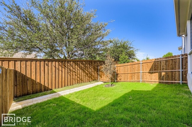 Photo - 216 Marcus St