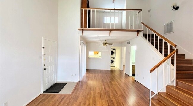 Photo - 3100 Walnut Bend Ln Unit 214